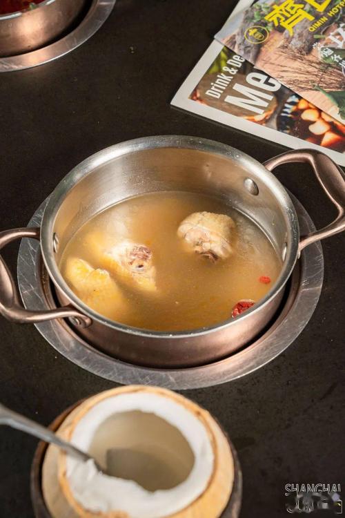 乘风破浪的山珍海味,都在这家"森系"餐厅内!